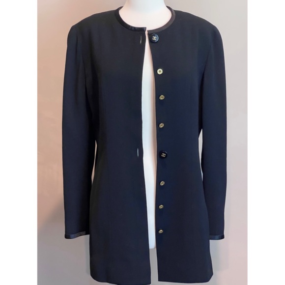 ✨Vintage CHANEL 1994 Collection CC Logo Black Wool Suit Jacket Blazer Coat - Picture 13 of 16